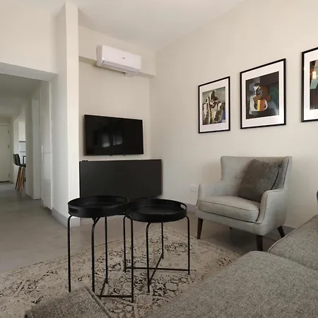 Phaedrus Living Mini Art House Rivera Apartment